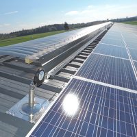 VERTIC's ALTILIGNE horizontal lifeline system on photovoltaic panels