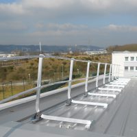 Guardrail on steel deck